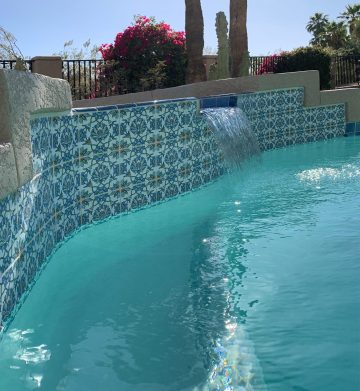 swimming pool tile 2 blue-pool-tiles-ideas