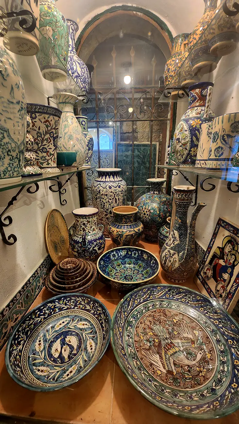 hand-painted-pottery