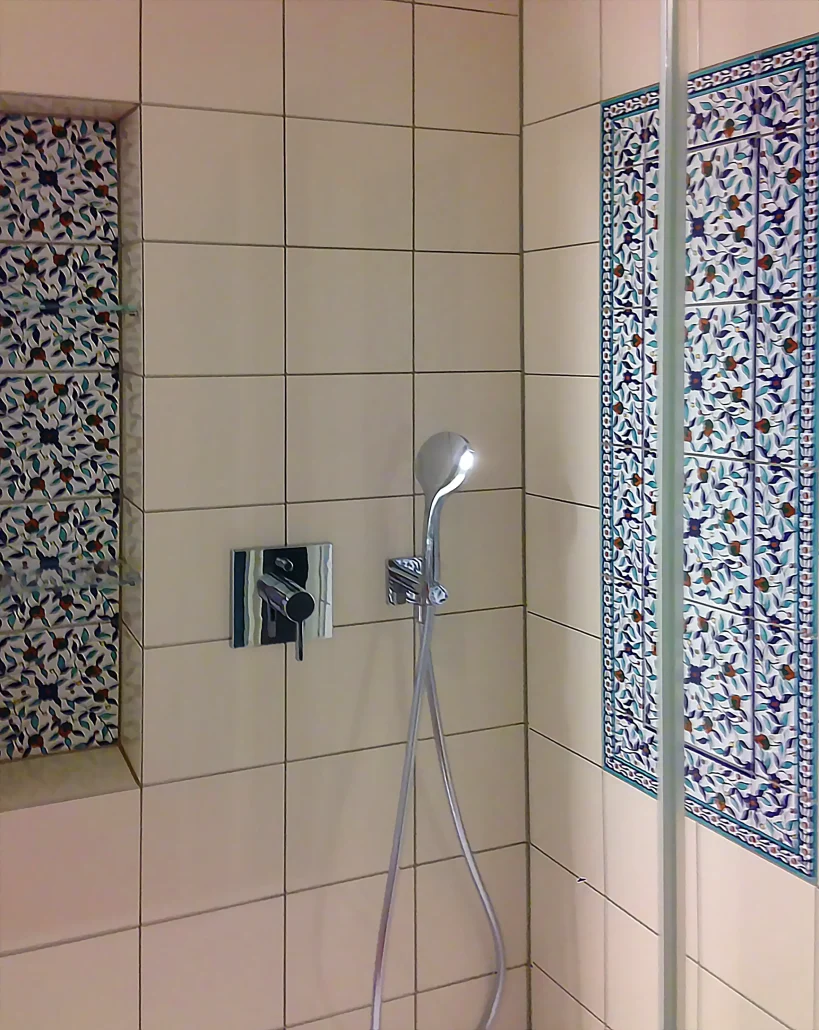 Bathroom-Tile-Combinations